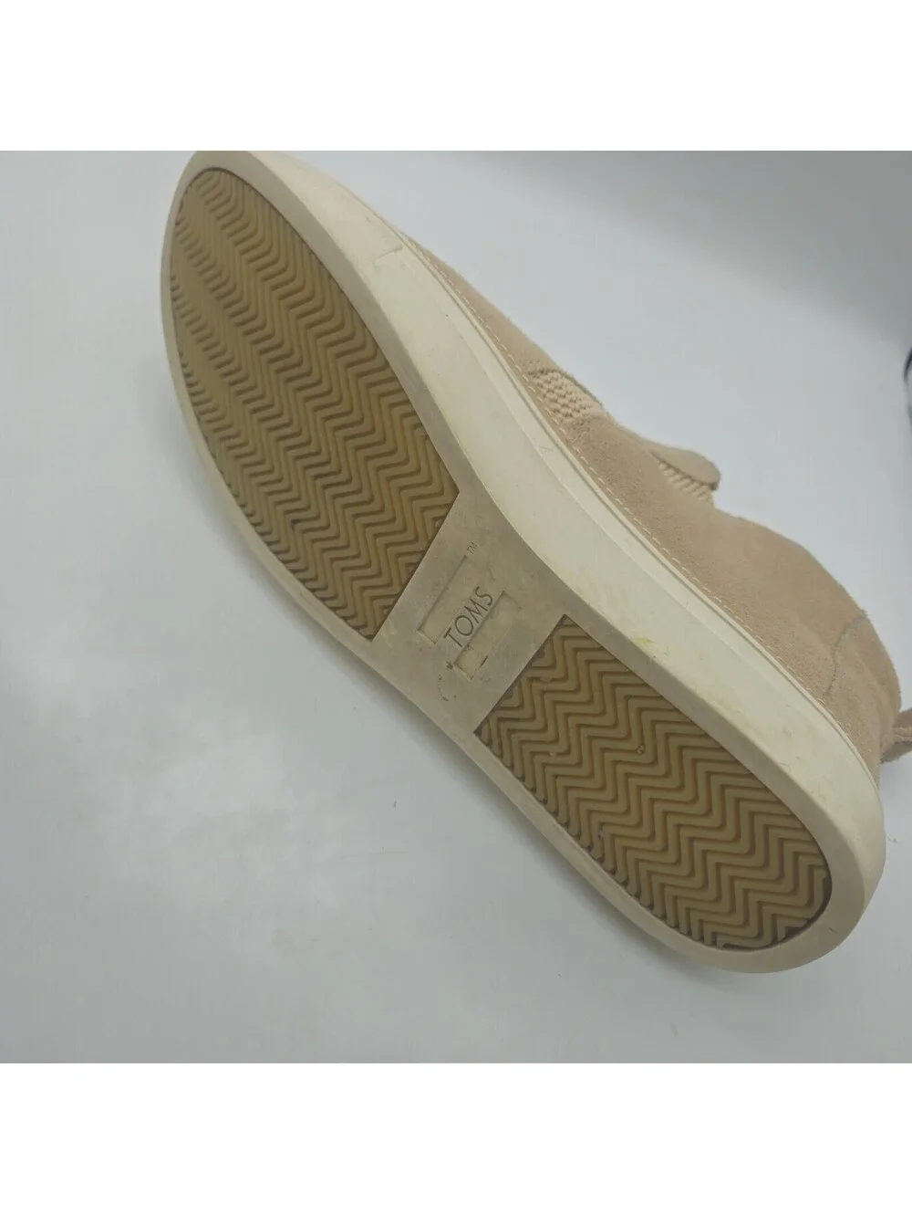 Tom's Ladies 10 Tan Suede Slip On Booties
